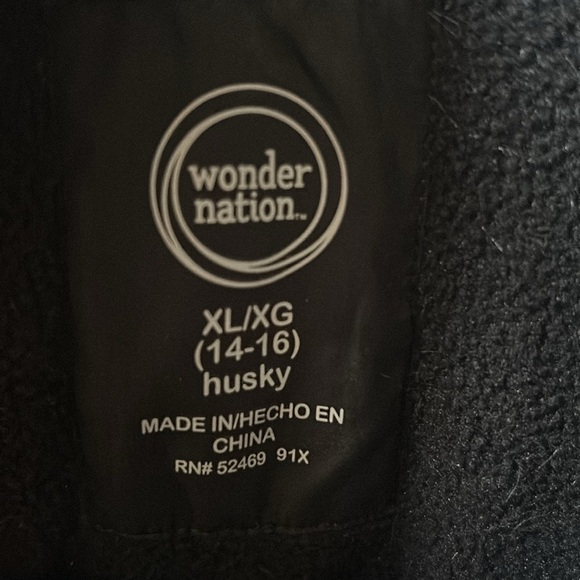 X Large Coat 🧥 with Hood, Zipper, Velcro, & Pockets. Like New! Very Warm! - Picture 5 of 7